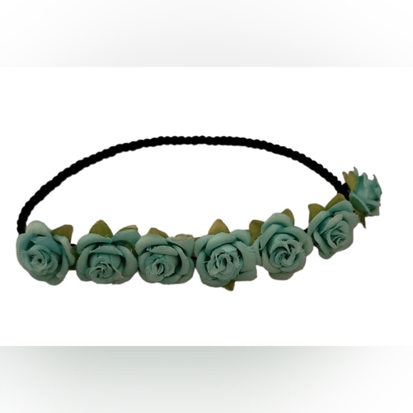 Kohl's Accessories - Flower crown headband